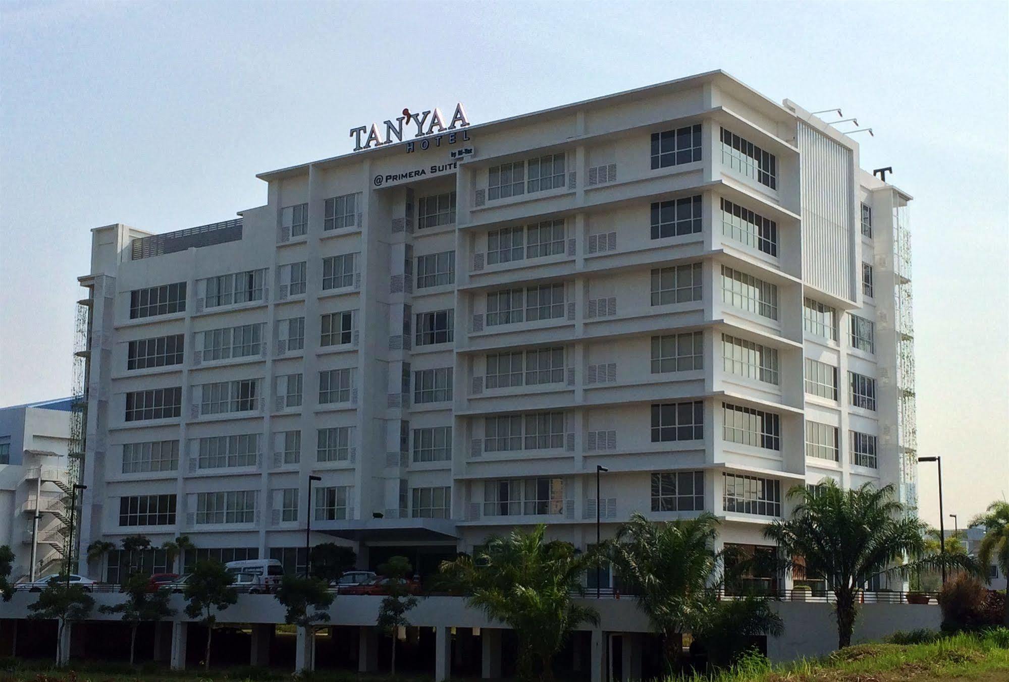 Primera Apartment *