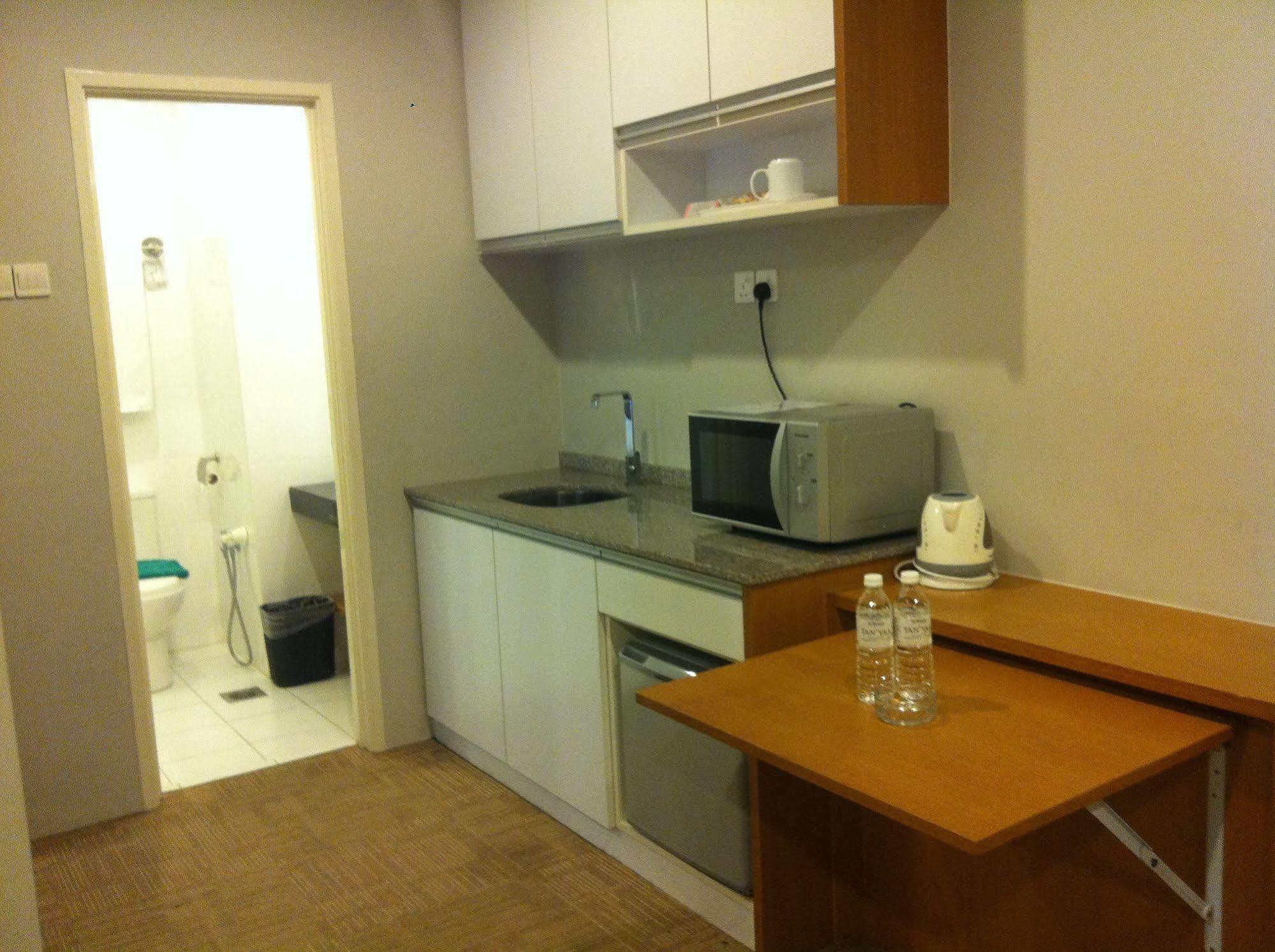 Primera Apartment *